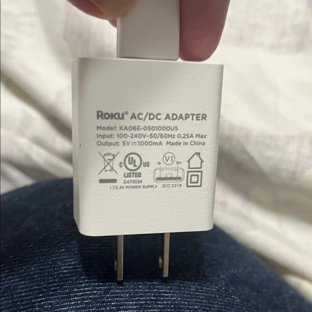 Roku White Simulated indooor Camera